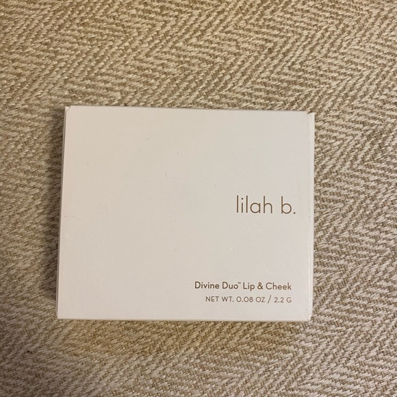 LILAH B Divine Duo Lip & Cheek in B Sassy - Picture 5 of 7